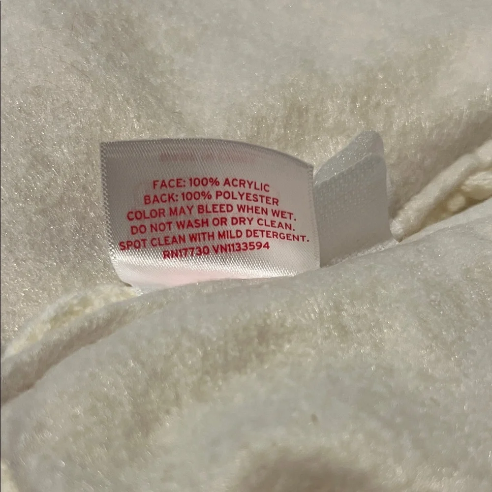 NWT Wondershop at Target Ivory Cable Knit Mini Tree Skirt 18 in dia - Picture 5 of 6